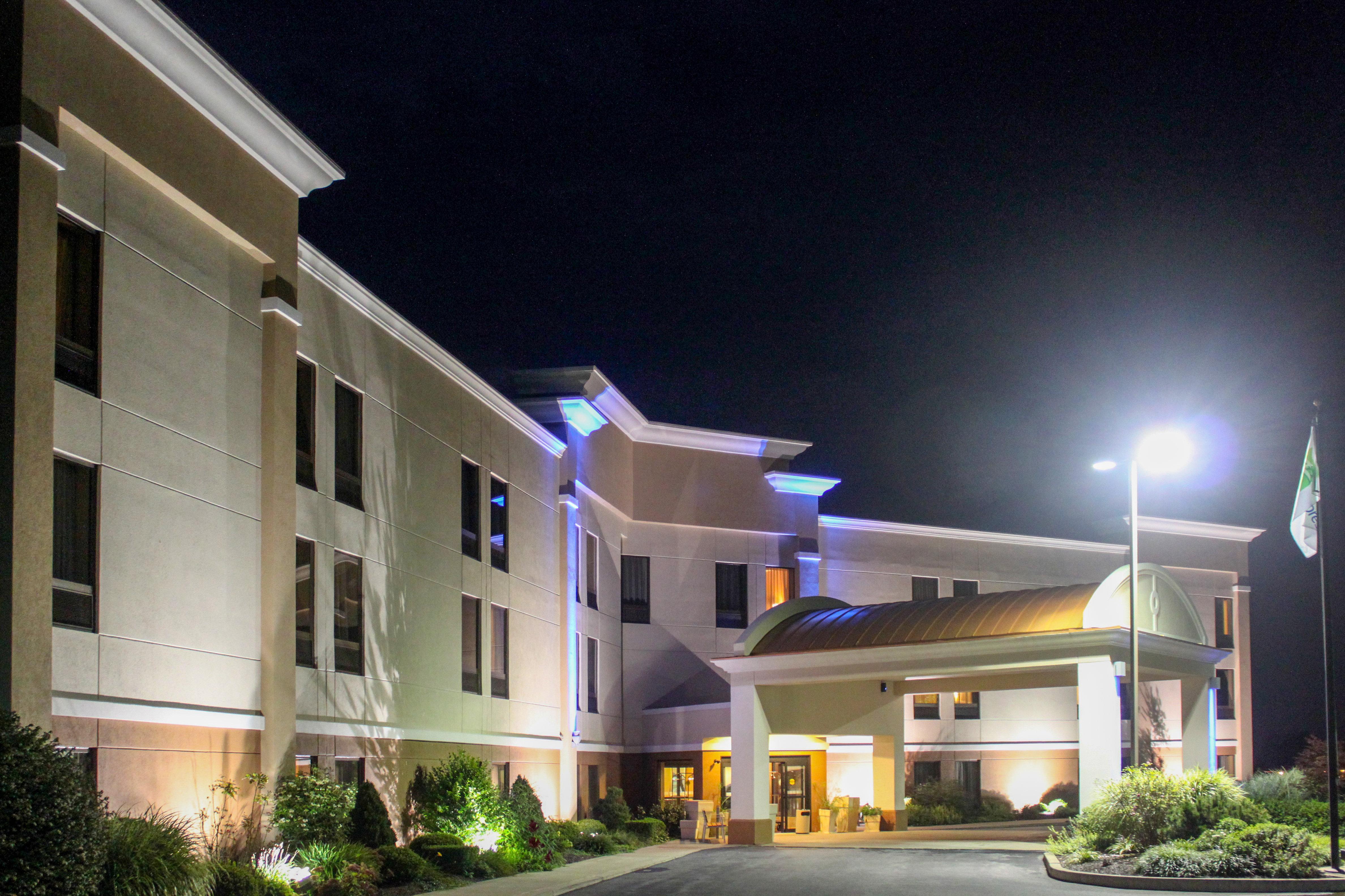 Holiday Inn Express Lewisburg - New Columbia By Ihg Exterior foto