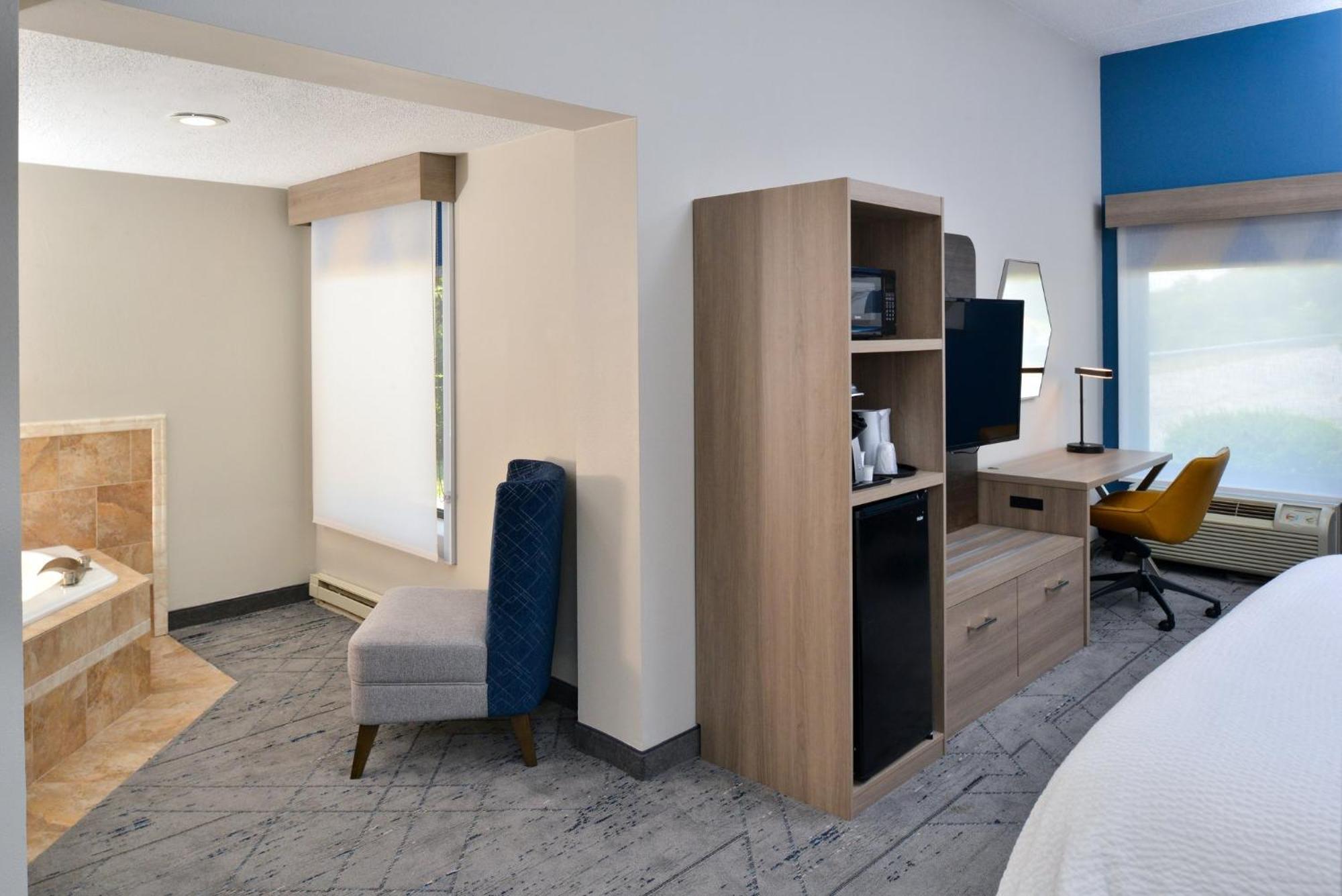 Holiday Inn Express Lewisburg - New Columbia By Ihg Exterior foto